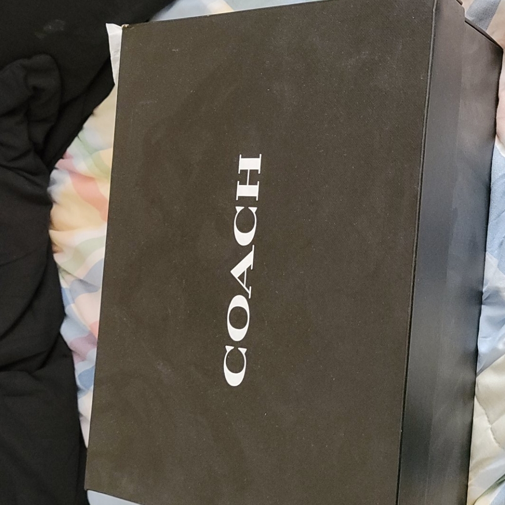 Sneakers coach